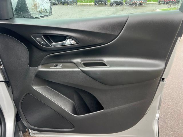 Used 2021 Chevrolet Equinox LT FWD image 10