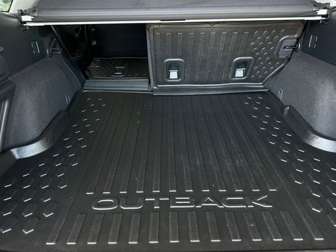 Certified 2025 Subaru Outback Premium image 18