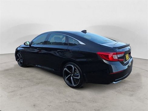 Used 2022 Honda Accord Sport image 3