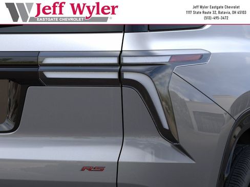 New 2026 Chevrolet Traverse RS FWD image 12