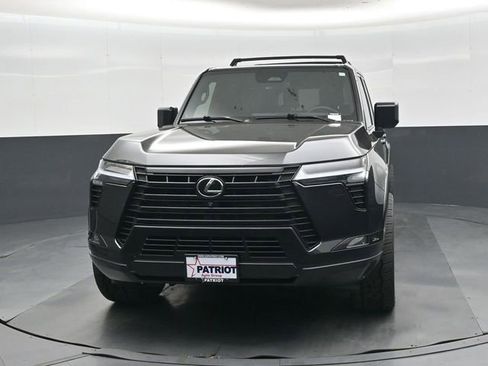 Used 2024 Lexus GX 550 w/ Accessory Package (Z1) AWD/4WD image 8