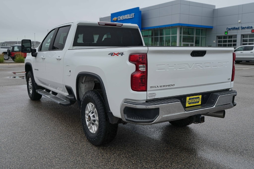 Used 2025 Chevrolet Silverado 2500 LT w/ Convenience Package AWD/4WD image 9