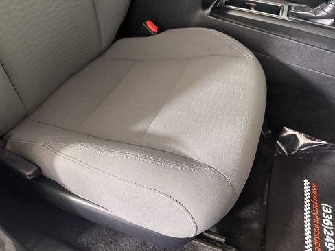 Used 2019 Toyota Tacoma SR image 23