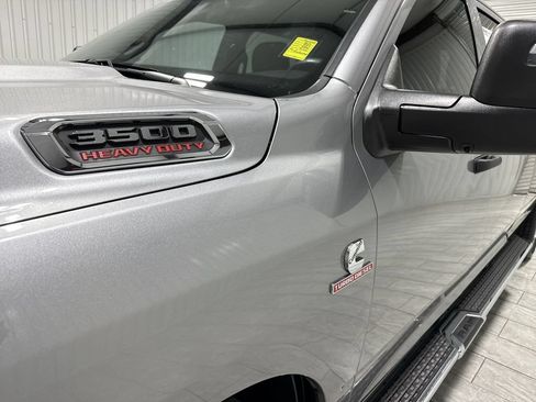 Used 2024 RAM 3500 Tradesman w/ Chrome Appearance Group AWD/4WD image 33