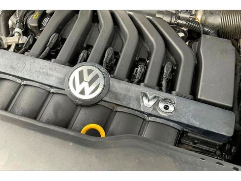 Used 2021 Volkswagen Atlas SEL image 35