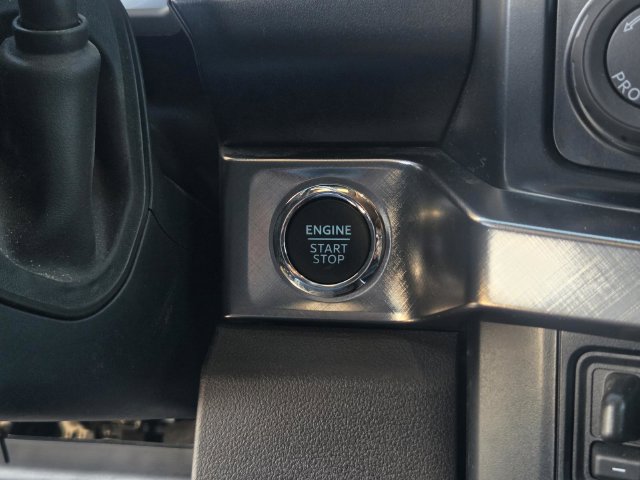 Used 2024 Ford F250 King Ranch w/ Chrome Package AWD/4WD image 16