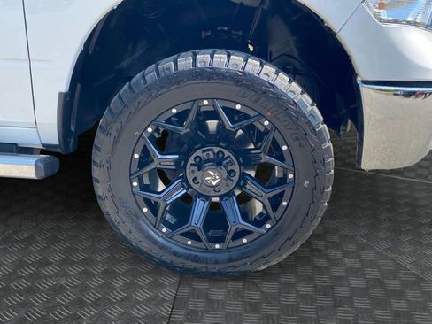 Used 2023 RAM 1500 Tradesman w/ Chrome Appearance Group AWD/4WD image 36
