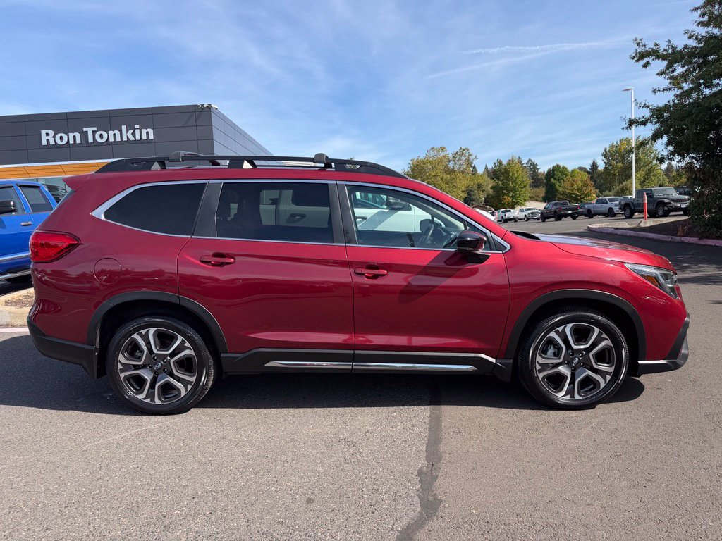 Used 2024 Subaru Ascent Limited w/ Technology Package AWD/4WD image 8