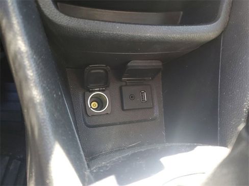 Used 2015 Buick Encore Convenience image 26