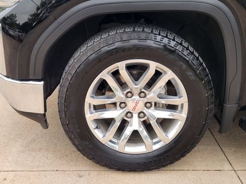Used 2020 GMC Sierra 1500 SLT RWD image 10