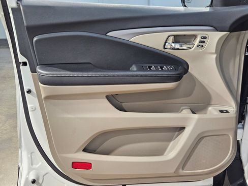 Used 2023 Honda Ridgeline RTL image 21