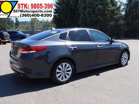 Used 2017 Kia Optima LX w/ Option Group 014 FWD image 7