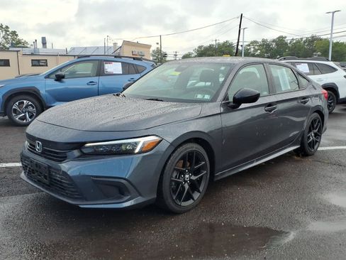 Used 2023 Honda Civic Sport image 8