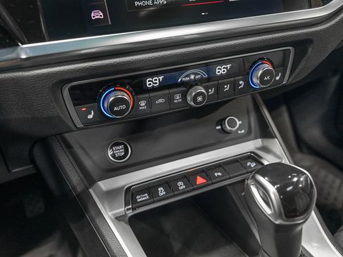 Used 2021 Audi Q3 2.0T Premium w/ Convenience Package image 23