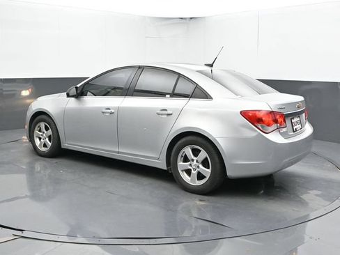 Used 2011 Chevrolet Cruze LT FWD image 9