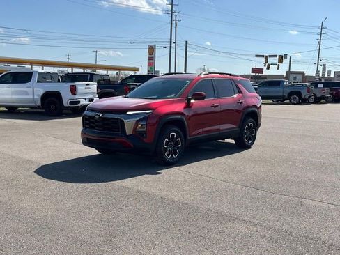 Certified 2026 Chevrolet Equinox ACTIV w/ Convenience Package III FWD image 11