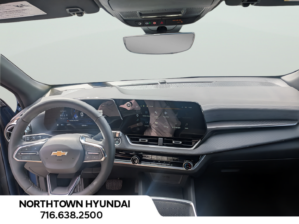Used 2025 Chevrolet Equinox LT w/ Safety and Technology Package AWD/4WD image 6