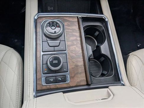 Used 2020 Ford Expedition Platinum image 15