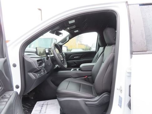 Used 2024 Chevrolet Silverado EV W/T AWD/4WD image 15