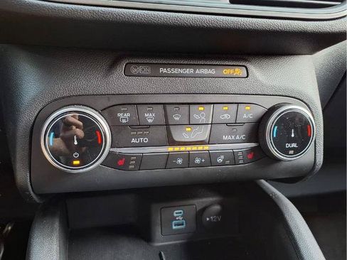 Certified 2023 Ford Escape Active AWD/4WD image 25