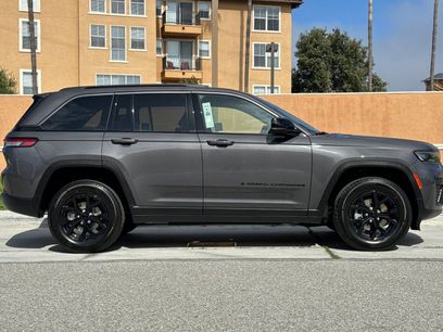 New 2026 Jeep Grand Cherokee 4WD