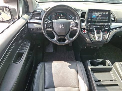 Used 2023 Honda Odyssey Touring image 14