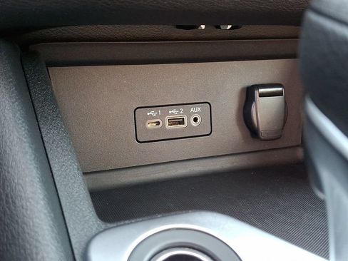 Used 2023 Nissan Sentra SV FWD image 23