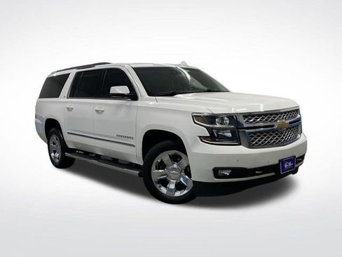 Used 2019 Chevrolet Suburban LT w/ LT Signature Package image 47