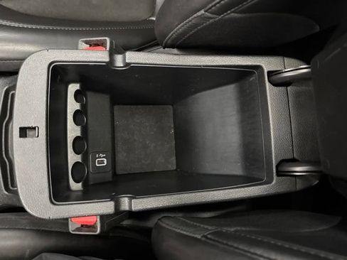Used 2021 Jeep Cherokee Latitude Plus w/ Sun & Sound Group AWD/4WD image 44
