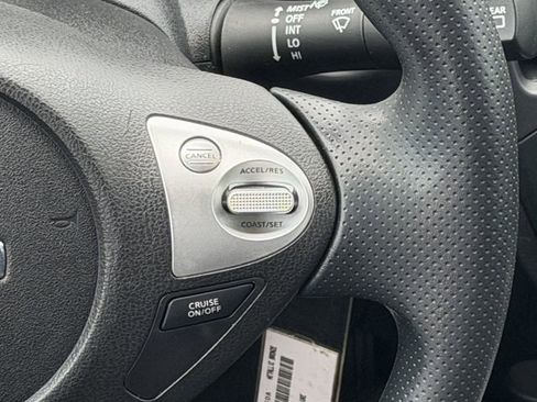 Used 2013 Nissan Juke S FWD image 13