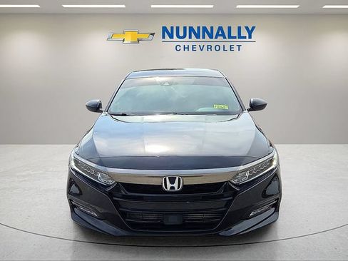 Used 2019 Honda Accord Sport image 8