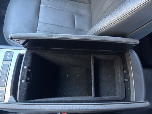 Used 2016 Hyundai Genesis 3.8 w/ Option Group 02 image 23