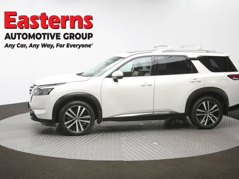 Used 2023 Nissan Pathfinder Platinum AWD/4WD image 63