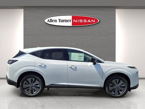 New 2025 Nissan Murano SL image 5