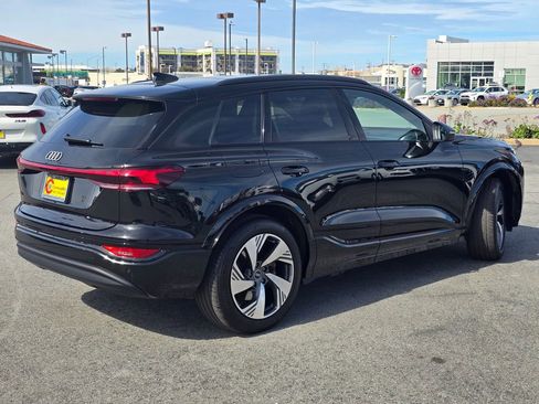 Used 2025 Audi Q6 e-tron Premium Plus w/ Premium Plus image 4