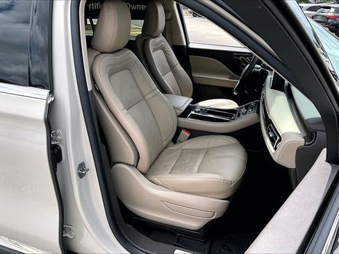 Used 2022 Lincoln Aviator Reserve w/ Elements Package Plus RWD image 9