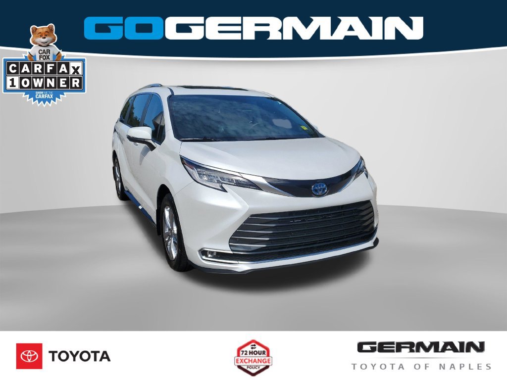 Used 2024 Toyota Sienna Limited FWD image 5