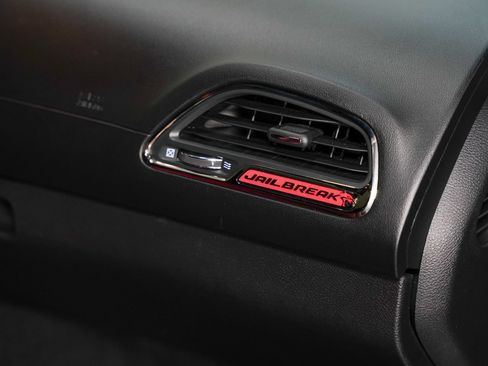 Used 2023 Dodge Challenger SRT Hellcat RWD image 29