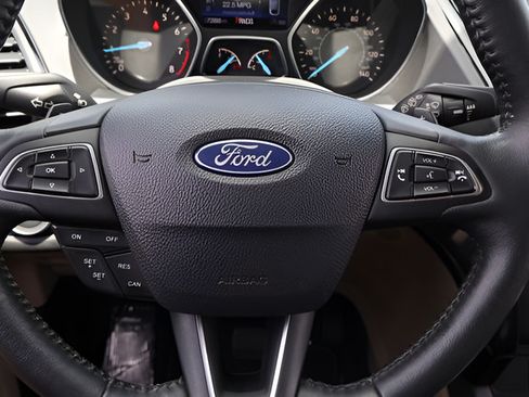Used 2017 Ford Escape Titanium FWD image 20