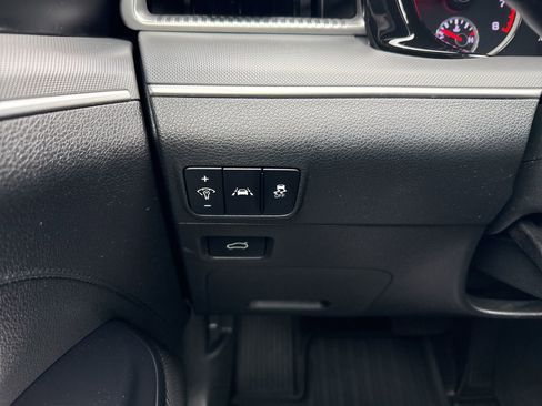 Used 2022 Kia K5 GT-Line image 24