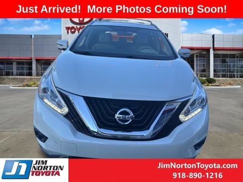 Used 2017 Nissan Murano SL w/ Cargo Package FWD image 3