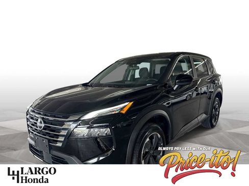 Used 2025 Nissan Rogue SV AWD/4WD image 1