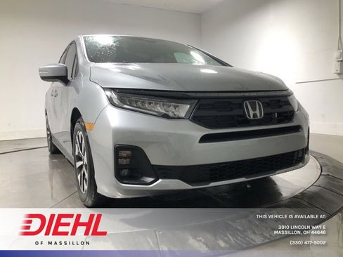 New 2026 Honda Odyssey EX-L image 1
