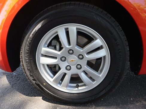 Used 2012 Chevrolet Sonic LT FWD image 40