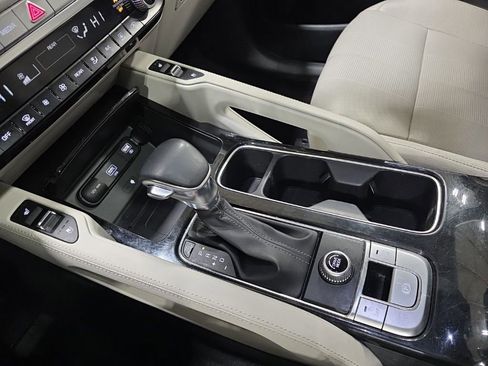 Certified 2022 Kia Telluride EX w/ EX Premium Package image 25