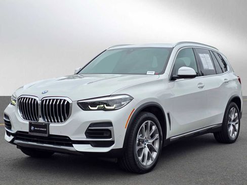 Used 2022 BMW X5 xDrive40i AWD/4WD image 7