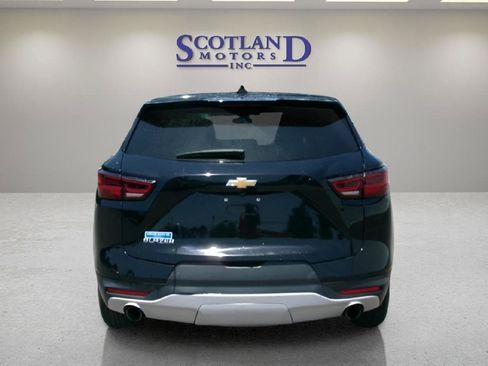 Used 2025 Chevrolet Blazer LT FWD image 7