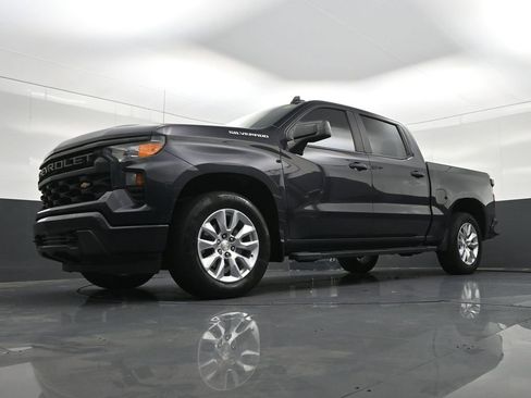 Used 2023 Chevrolet Silverado 1500 Custom RWD image 25