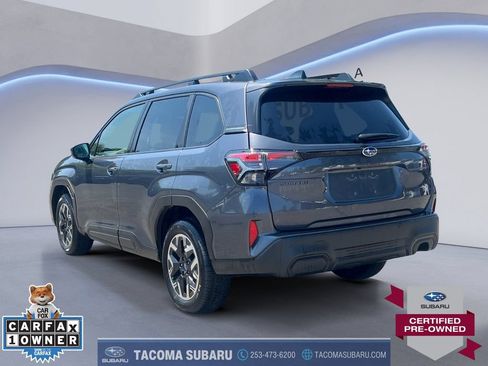 Used 2025 Subaru Forester Premium AWD/4WD image 3
