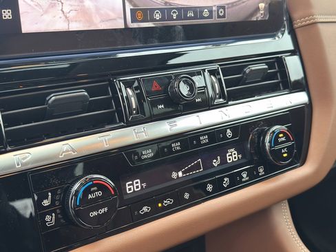 New 2026 Nissan Pathfinder Platinum image 26